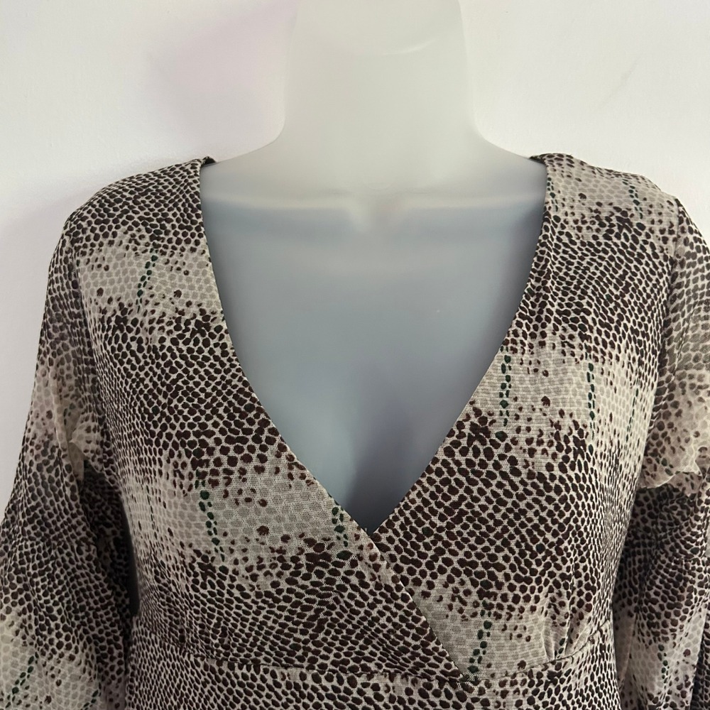 BCBGMAXAZRIA Womens Brown Snakeskin Mesh V-Neck Balloon Sleeve Mini Dress XS - Picture 3 of 8